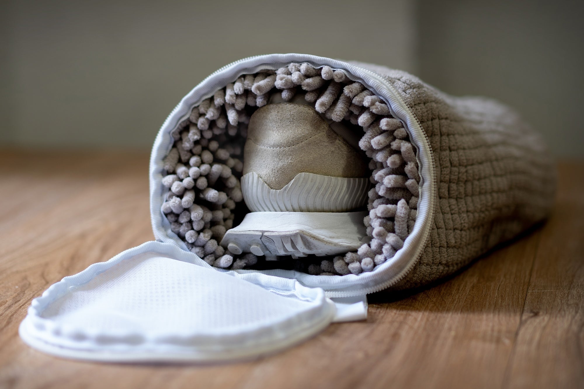 靴って洗濯機で洗えるんだ！
これのおかげで普段使いの靴がいつでもキレイに出来るようになったよ